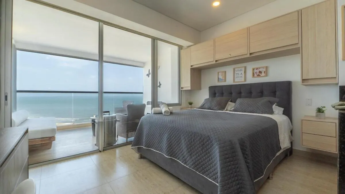 Sunset Oceanfront Studio Cartagena